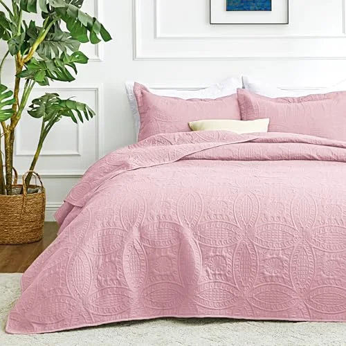 Love's Cabin Summer Lightweight Quilt in Coin Pattern Pink