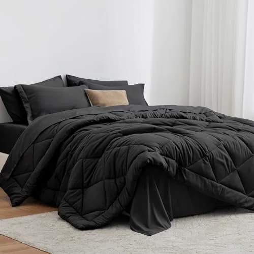 Love's Cabin Bed-in-a-Bag Comforter Set in Black