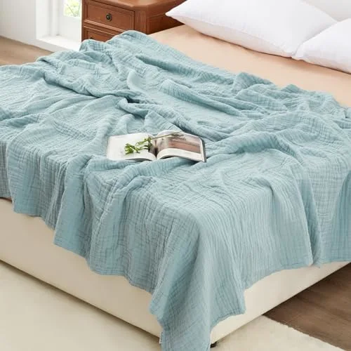 Love's Cabin Cotton Muslin Blanket in Cyan