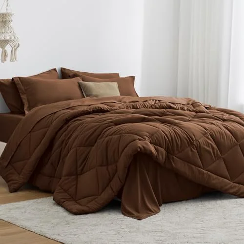 Love's Cabin Bed-in-a-Bag Comforter Set in Brown