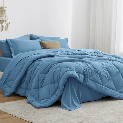Love's Cabin Bed-in-a-Bag Comforter Set in Misty Blue