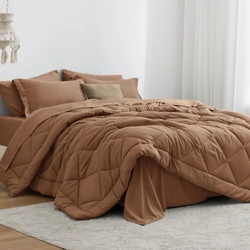 Love's Cabin Bed-in-a-Bag Comforter Set in Mocha Mousse