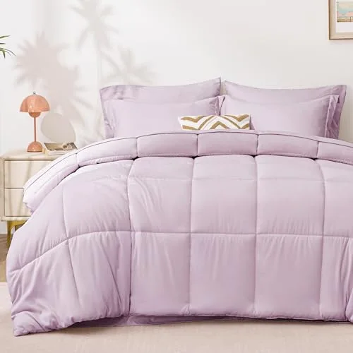 Love's Cabin Bed-in-a-Bag Comforter Set in Light Purple