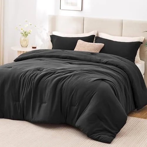 Love's Cabin Prewashed Comforter Set in Black