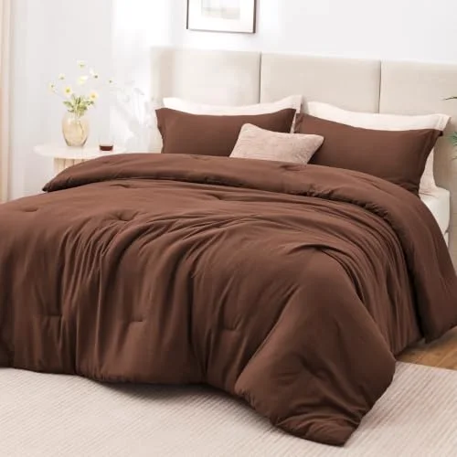 Love's Cabin Prewashed Comforter Set in Brown